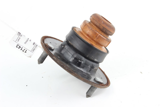Опора передней стойки 4868030300 TOYOTA