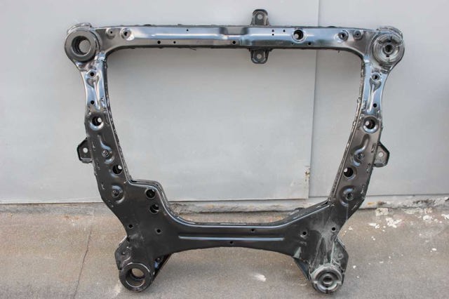 TOYOTA 5110048071 Балка передней подвески (подрамник) в наличии Винница