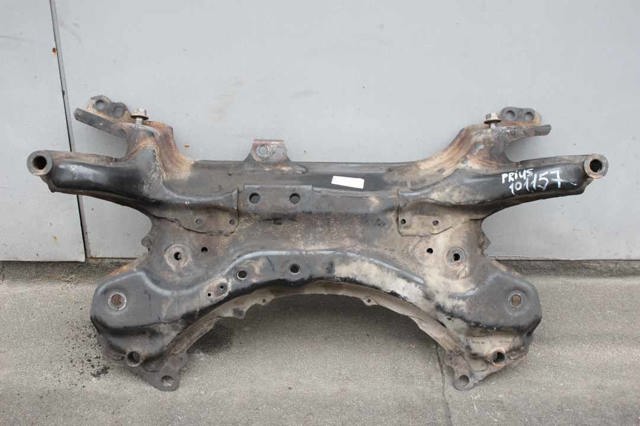 Подрамник передней подвески 5120112441 TOYOTA