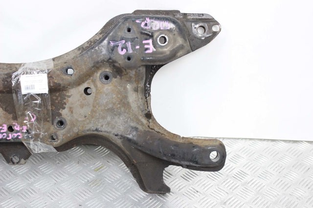 Передняя балка 5120120350 TOYOTA