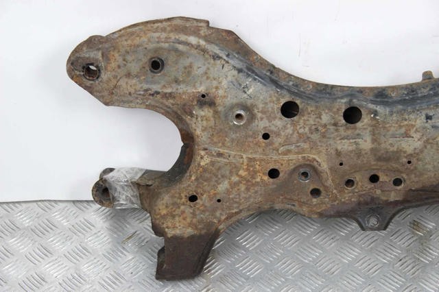 5120121060 TOYOTA Подрамник передний купить в Кривой Рог