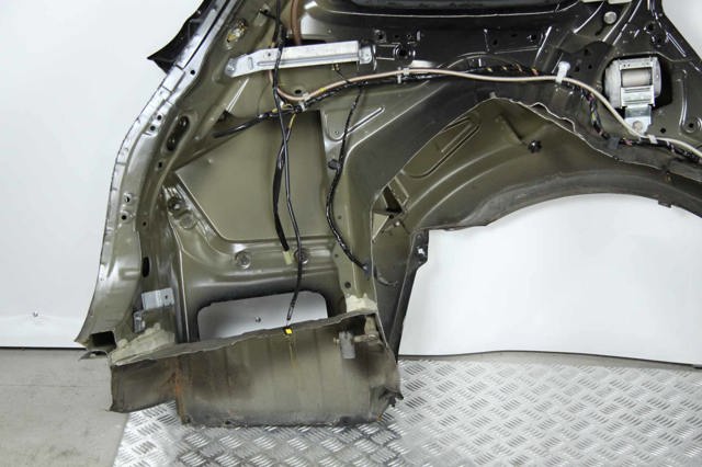 SUBARU 51439AJ07A9P Крыло заднее левое в наличии Киев