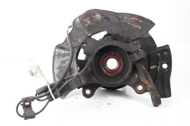 Цапфа поворотная левая 517153R010 HYUNDAI