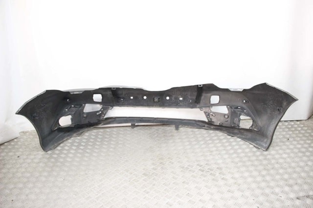 Бампер передний 5211902K40 TOYOTA