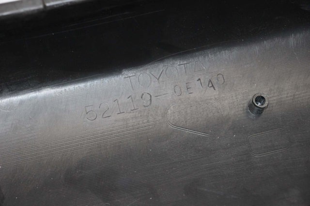 TOYOTA 521190E140 Передний бампер в наличии Харьков