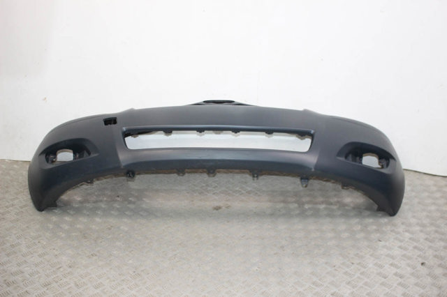 Передний бампер 5211952934 TOYOTA