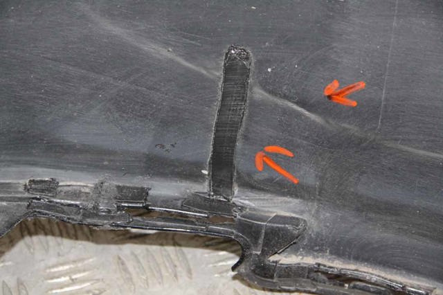 Бампер задний 5215933958 TOYOTA