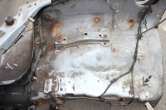 MITSUBISHI 5215A333 Суппорт радиатора в сборе (монтажная панель крепления фар) в наличии Житомир