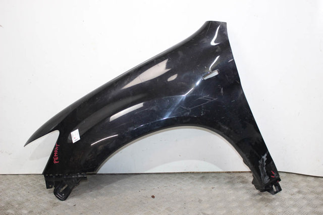 Крыло левое 5220F465 MITSUBISHI