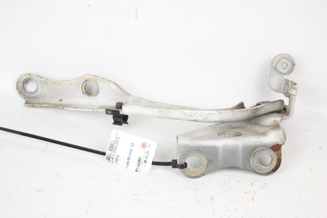 Шарнир капота правый 5341042060 TOYOTA