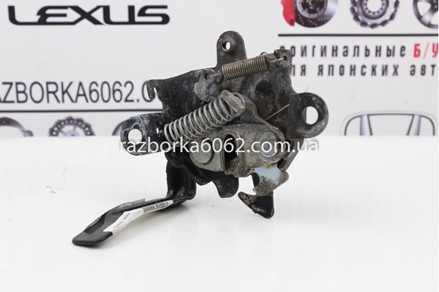 Замок крышки капота 5351052360 TOYOTA