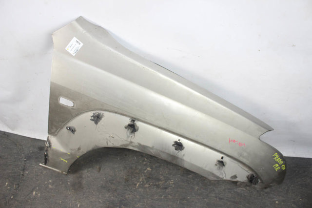 Боковая часть передняя правая 5380160850 TOYOTA