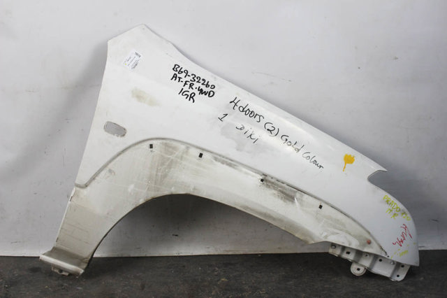 TOYOTA 5380160850 Крыло переднее правое в наличии Каменское