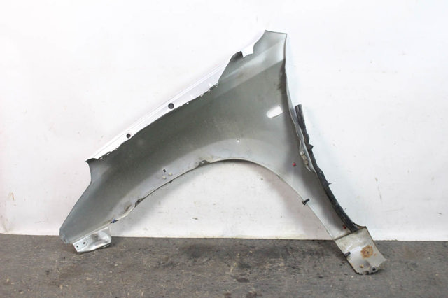 TOYOTA 5381142190 Крыло переднее правое в наличии Днепр