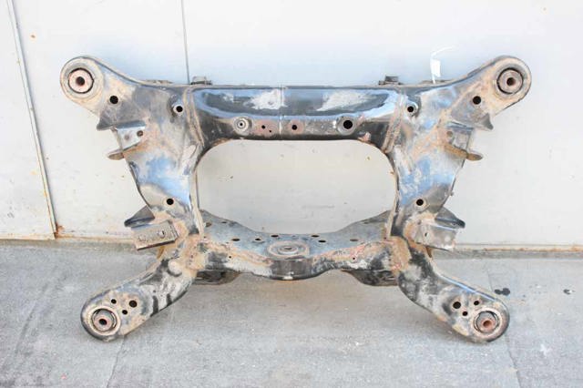 NISSAN 554005CA0A Подрамник задний в наличии Сумы