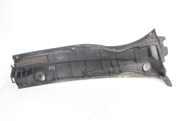 TOYOTA 5578105061 Решетка дворников правая в наличии Ровно