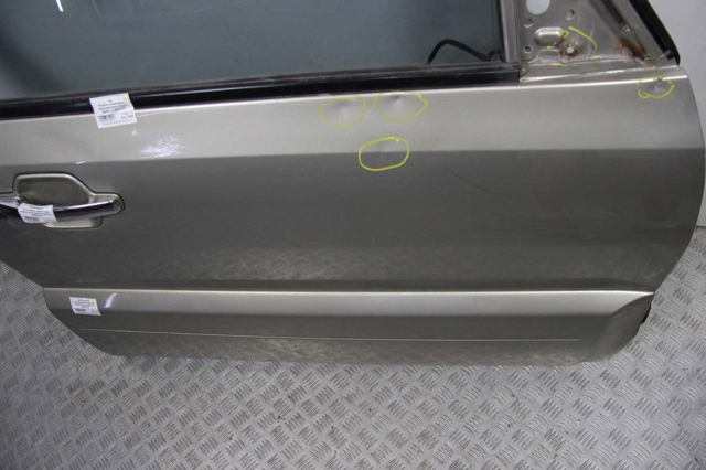 MITSUBISHI 5700A878 Дверь передняя правая в наличии Тернополь