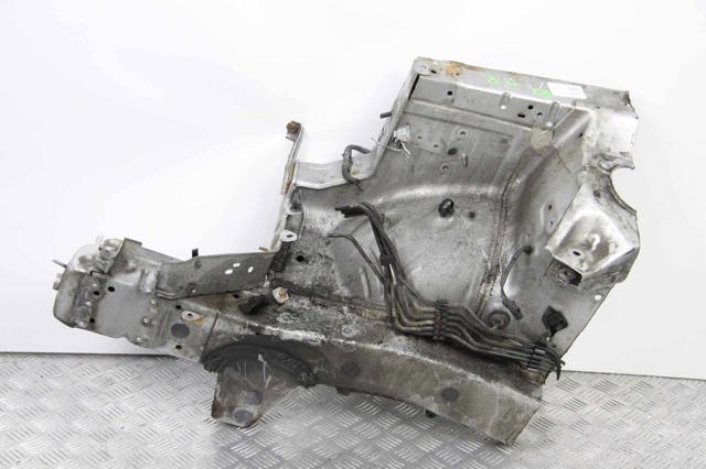 5702748900 TOYOTA Лонжерон правый купить в Кривой Рог