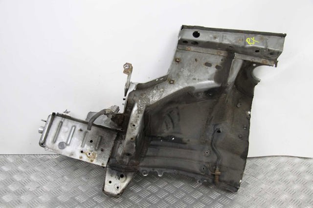 Лонжерон передний левый 5702848900 TOYOTA