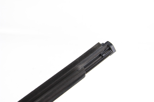 Уплотнение ветрового стекла 5727A213 MITSUBISHI