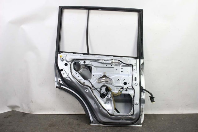 Задняя левая дверь 5730A729 MITSUBISHI