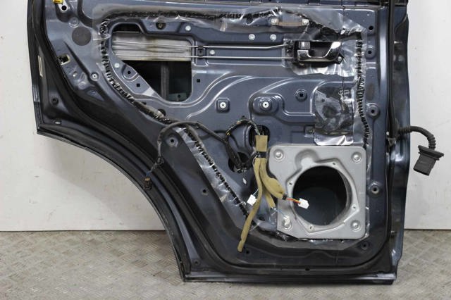 5730A729 MITSUBISHI Дверь задняя левая купить в Тернополь