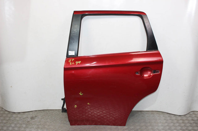 Задняя левая дверь 5730B421 MITSUBISHI
