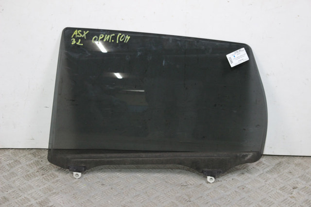 Стекло двери задней левой 5736A253 MITSUBISHI