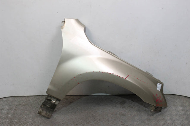Боковая часть передняя правая 5760065810 SUZUKI