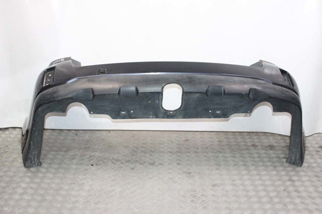 Задний бампер 57704AJ07A SUBARU