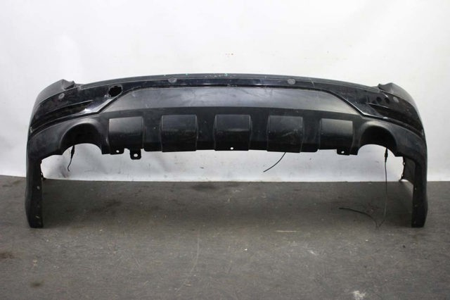 Задний бампер 57704SC010 SUBARU