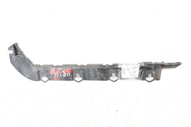 Кронштейн бампера заднего, левый 57707AJ35A SUBARU
