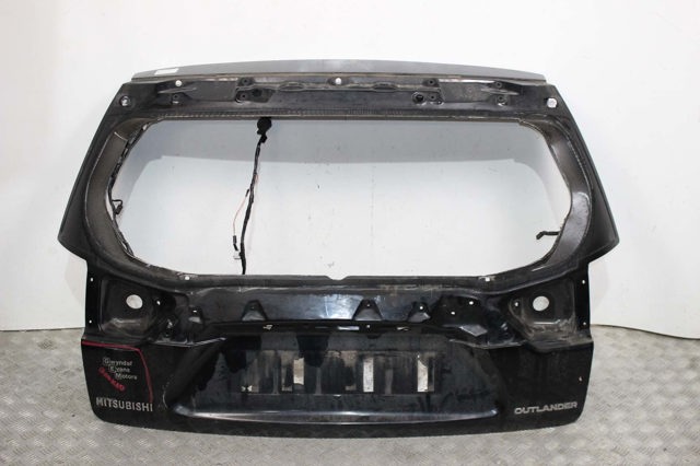 Крышка багажника голая без стекла черная 5801A524