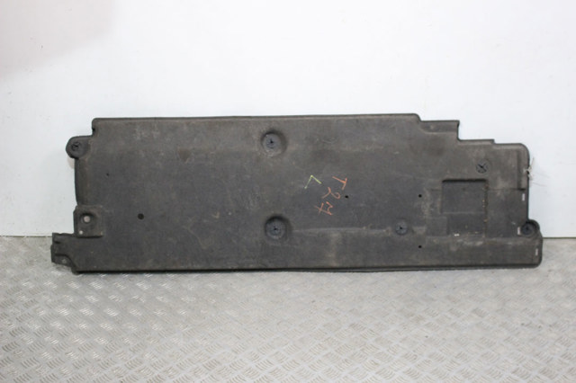 Днище кузова 5811205901 TOYOTA