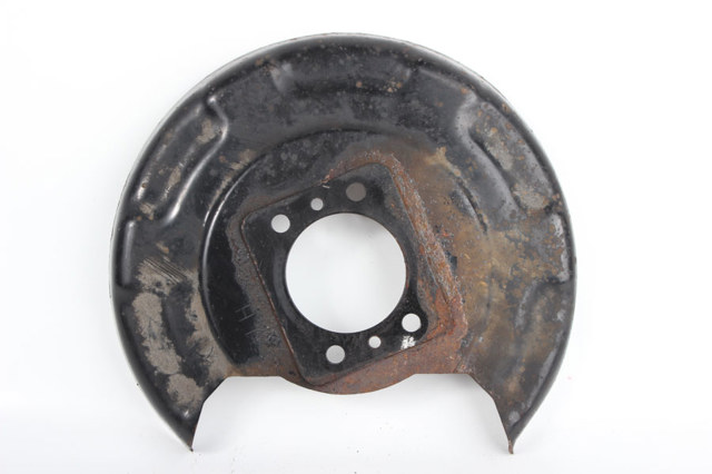 Защита тормозного диска заднего, правая 583901R100 HYUNDAI