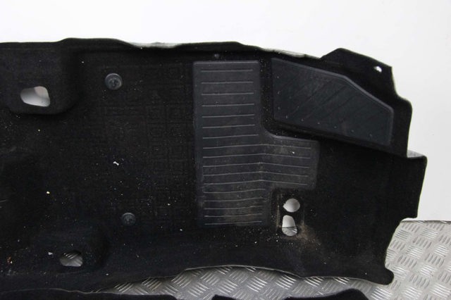5851042D10C1 Toyota