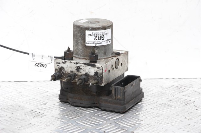 Блок управления ABS 589202P700 HYUNDAI