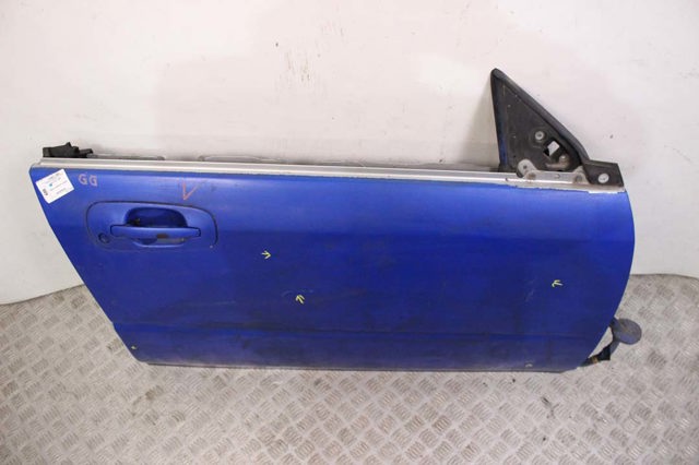 Пассажирская передняя дверь 60009FE000 SUBARU