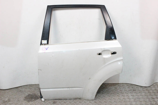 Задняя левая дверь 60409SC0119P SUBARU