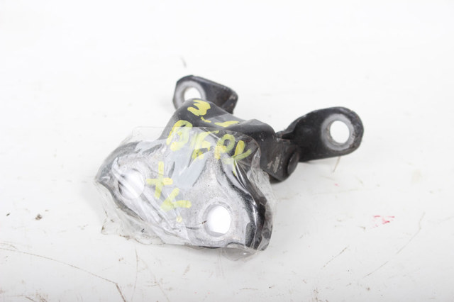 60479FJ011 SUBARU Петля двери задней левой купить в Чернигов