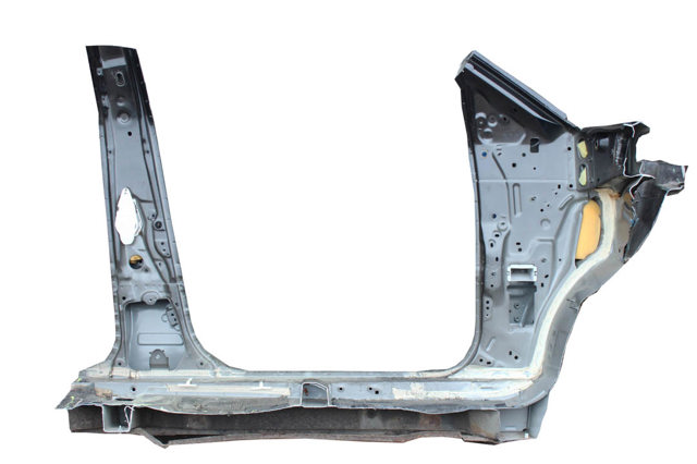 Стойка кузова передняя, левая 6113248030 TOYOTA