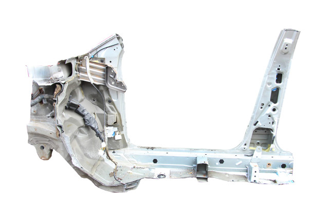 TOYOTA 6131102050 Стойка кузова центральная правая в наличии Хмельницкий