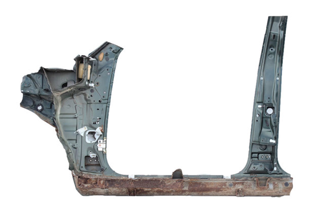 TOYOTA 6131160130 Стойка кузова центральная правая в наличии Одесса