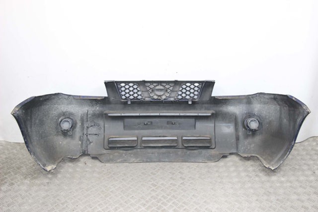 Бампер на авто 62022EQ040 NISSAN