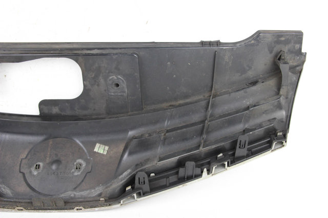 62310BH00H NISSAN Решетка радиатора купить в Ужгород