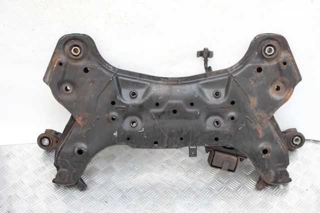 624053Z100 HYUNDAI Подрамник передний купить в Днепр