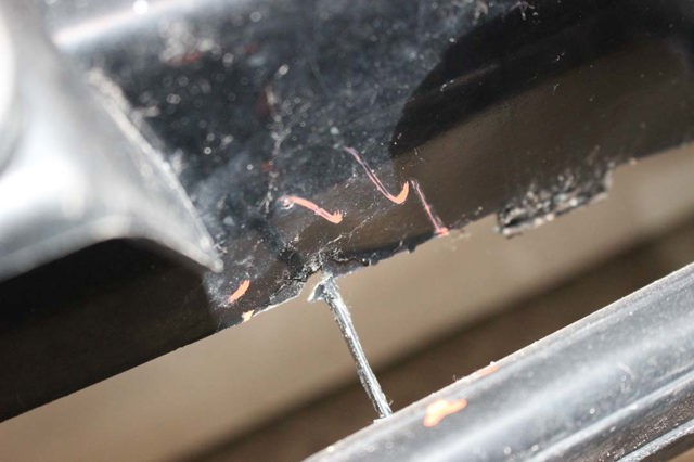 6400B378 MITSUBISHI Бампер передний купить в Киев