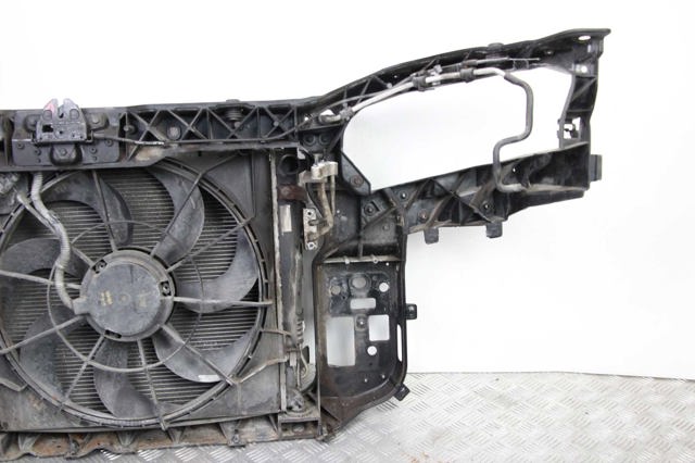 HYUNDAI 641012P000 Рамка радиатора в наличии Черкассы