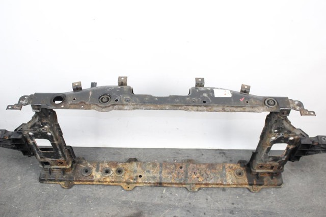 Кронштейн для радиатора 641013Z051 HYUNDAI
