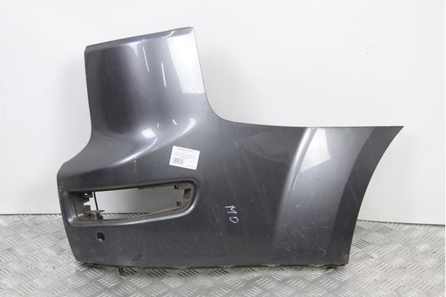 Клык заднего бампера правый 6410A218 MITSUBISHI